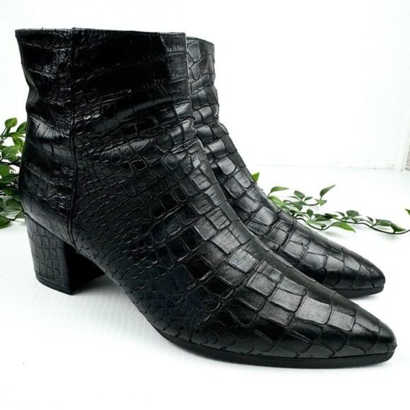 Stuart Weitzman Zepher Croc-Embossed Ankle Boot black 8.5